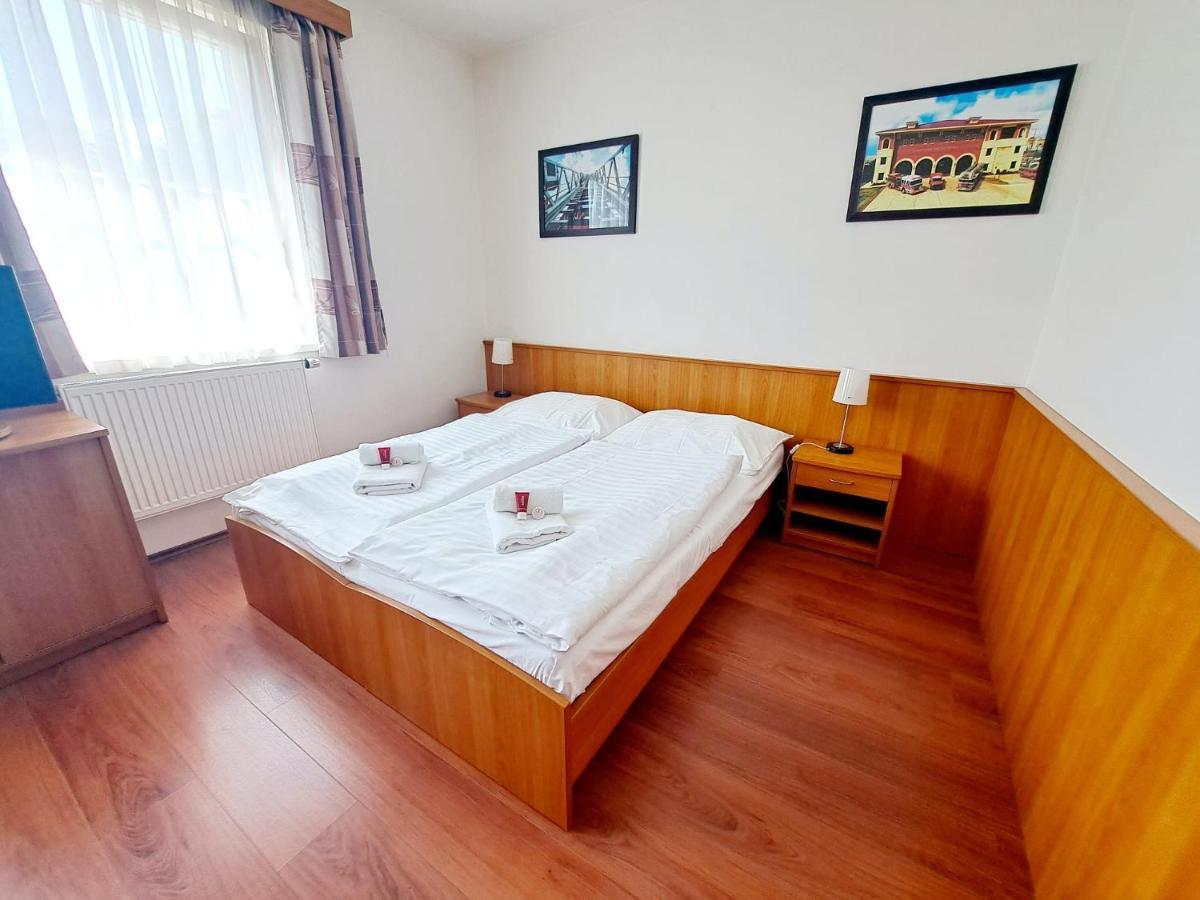 Hasicsky Hotel Pribyslav Экстерьер фото